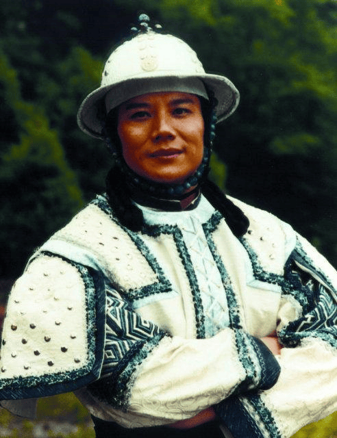 朱元璋问:天下什么最大?女子回答4个字,朱元璋笑:嫁给我儿子