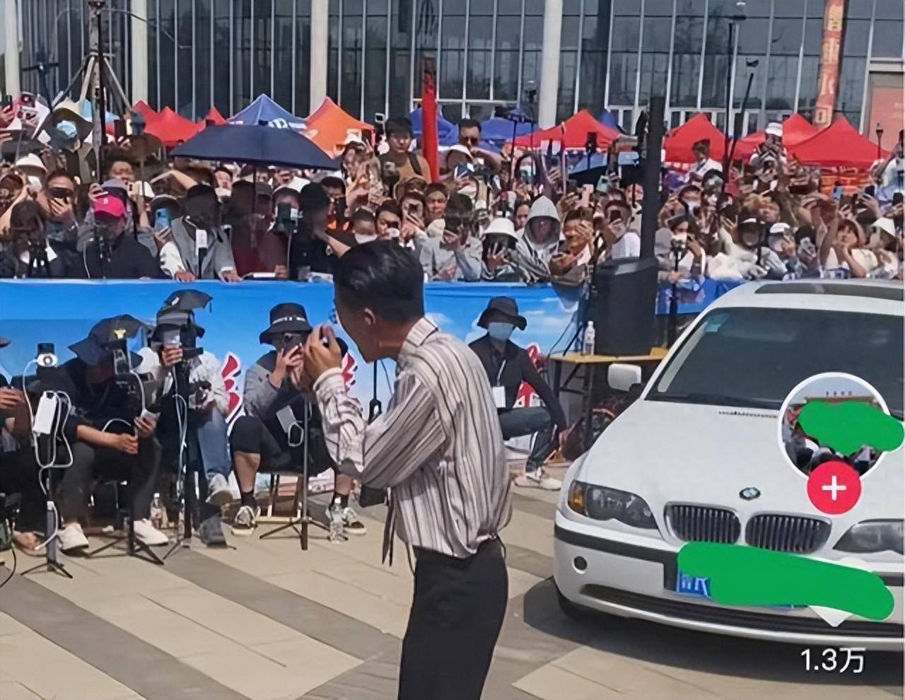 郭有才爆火:引发强烈担忧,网上开始一片骂声,有人呼吁国家出手