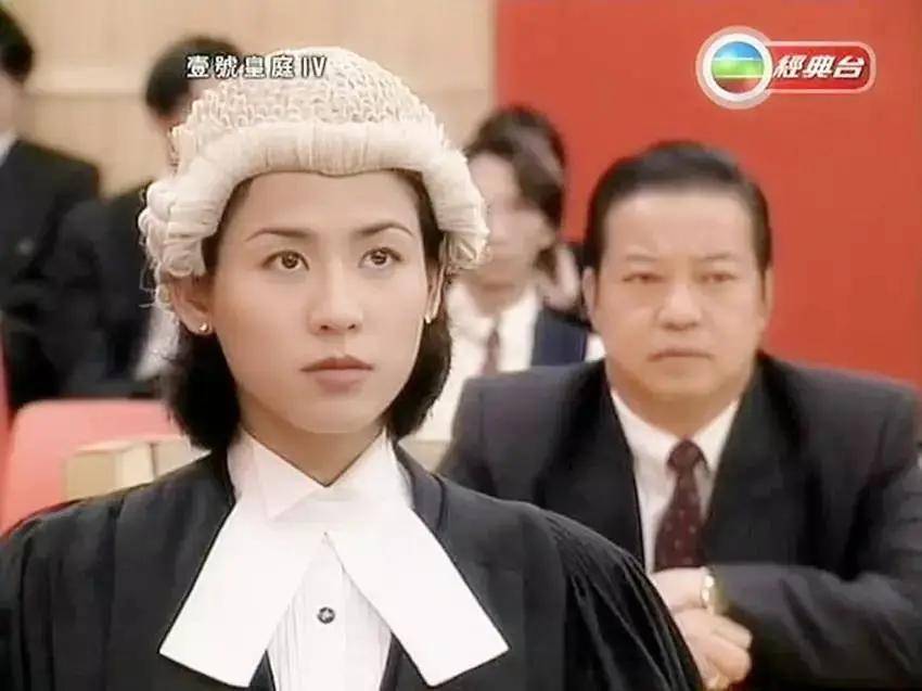 视后宣萱为佣人庆祝101岁生日,一直照顾对方养老