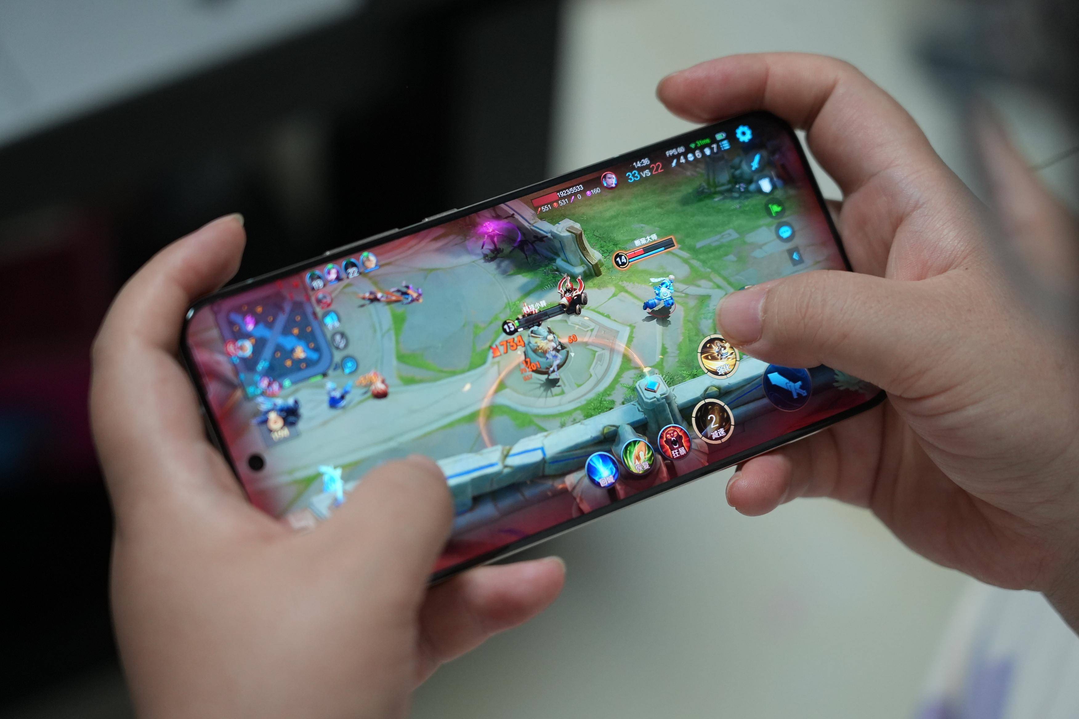 极速游戏体验:锐捷天蝎BE72 Pro Wi-Fi7电竞路由器你的电竞新伙伴