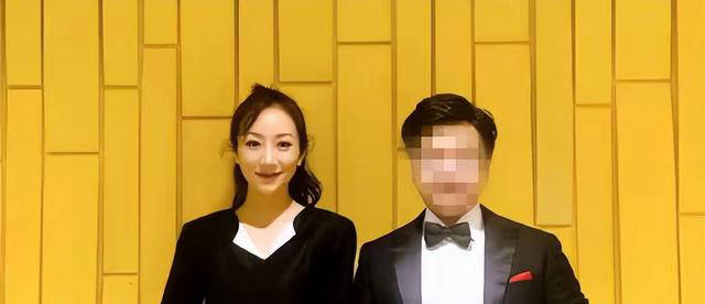 韩雪女儿曝光!13岁高挑气质佳,继承父亲容貌