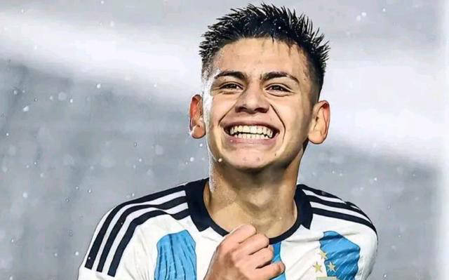 迪巴拉再好也比不上菜鸟;锋线需关注年轻一代!天使:错在年龄大?