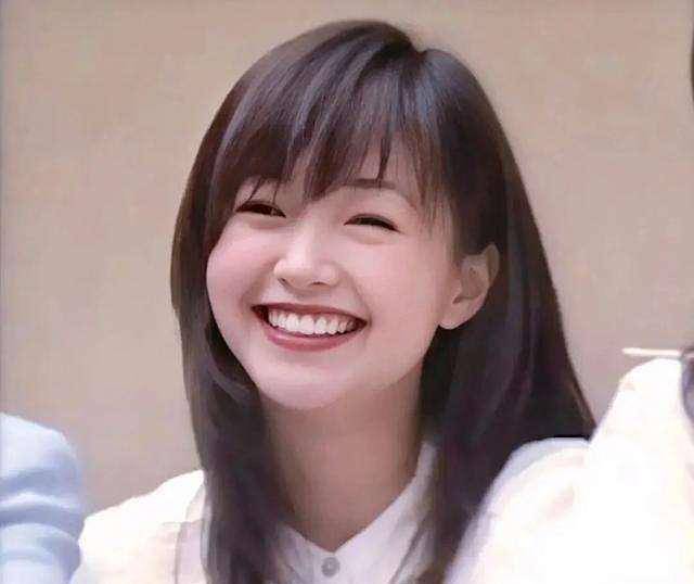 李绮红:九十年代红极一时,事业巅峰因抑郁症隐退,后成白衣护士