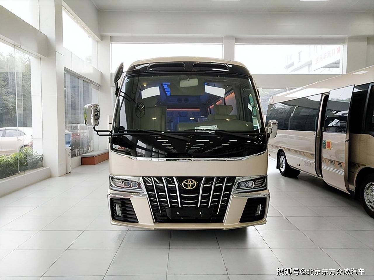 潍坊热销中 :丰田考斯特4s店 现车优惠10万