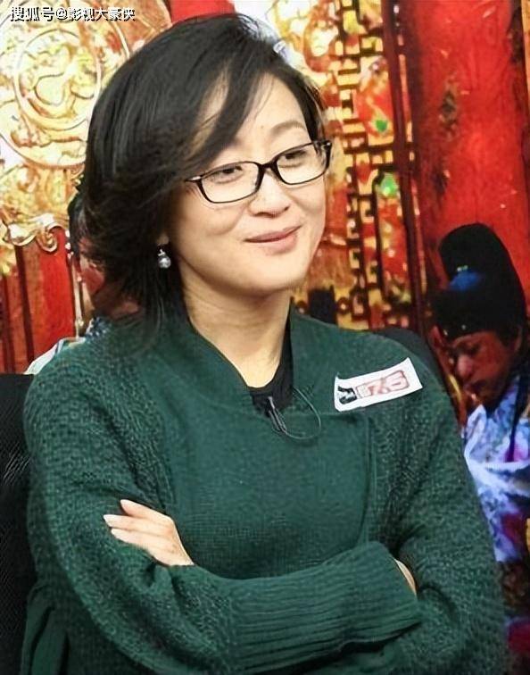 "娱圈异类"高龄女明星,20年不吃米饭,和亲哥不婚不育相伴终生_陈瑾
