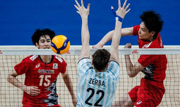 亚洲男排逆转世界第6,法国横扫保加利亚,土耳其遭遇开门黑