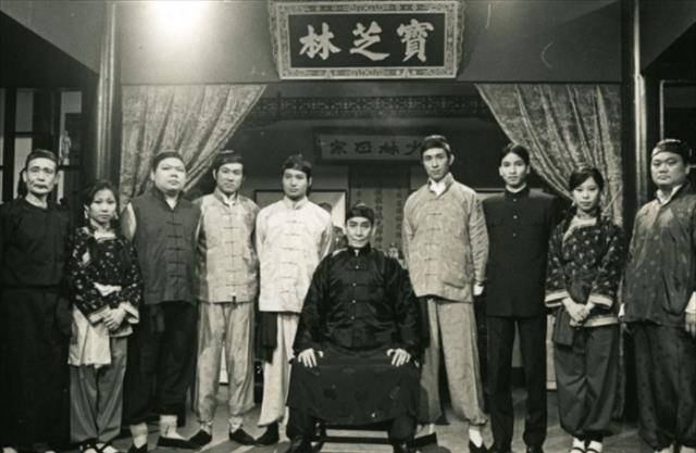 黄飞鸿:59岁娶19岁小娇妻,死后邻里凑钱下葬,出名全靠徒子徒孙