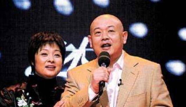 2005年,张秋芳办完丈夫后事悲痛病倒,后来又如何成为百亿富翁?