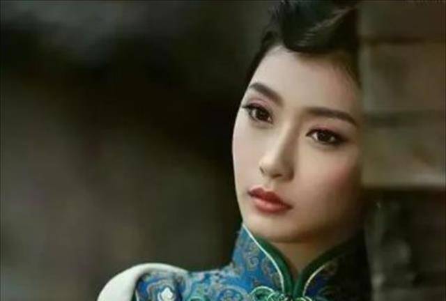 外卖员恋上69岁英国富豪,嫁入豪门生下3娃,获巨额遗产_兰斯_周颖_时候