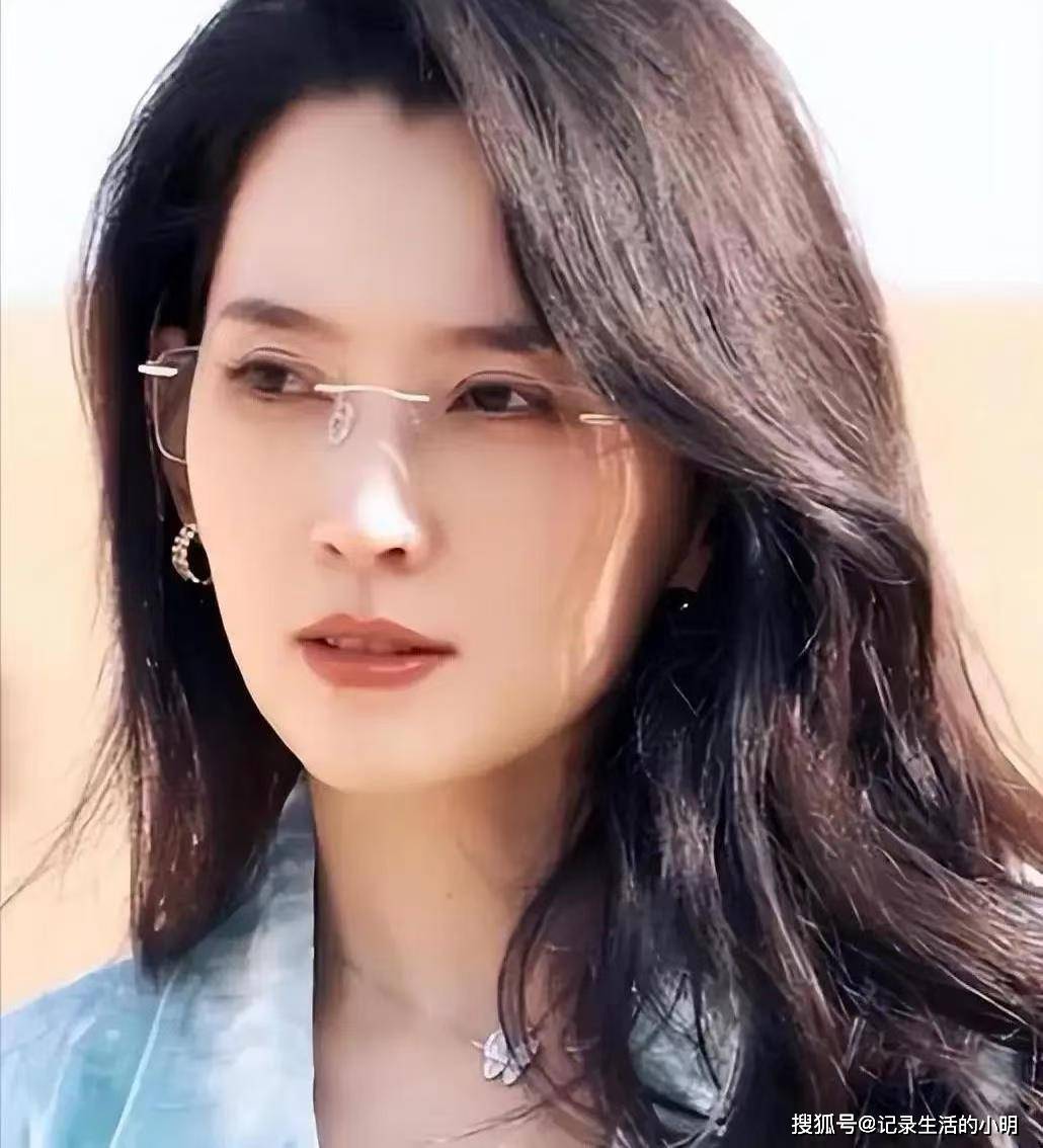 汪峰新恋情曝光!新女友竟是非诚勿扰嘉宾,现已离异单身