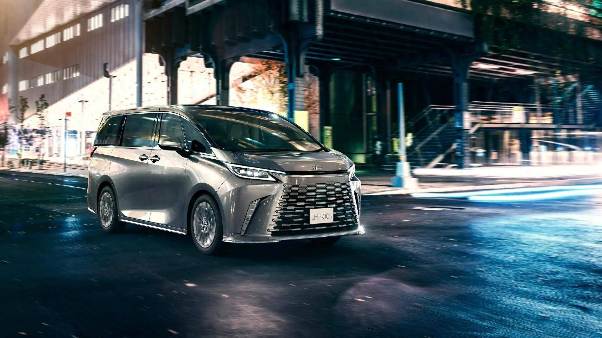 6座布局雷克萨斯LM新增入门版售价约合人民币69.18万元