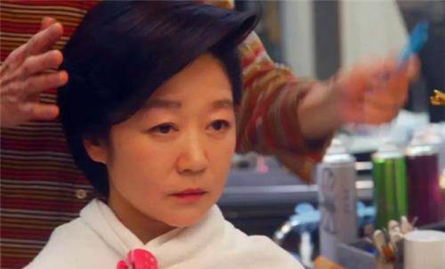 日本第一妈妈桑,长得确实漂亮,20岁成花魁:不狠做不了银座女人