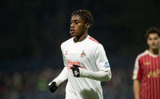 斯图加特提前行动,锁定两名新国脚,抢夺拜仁王座!_本_