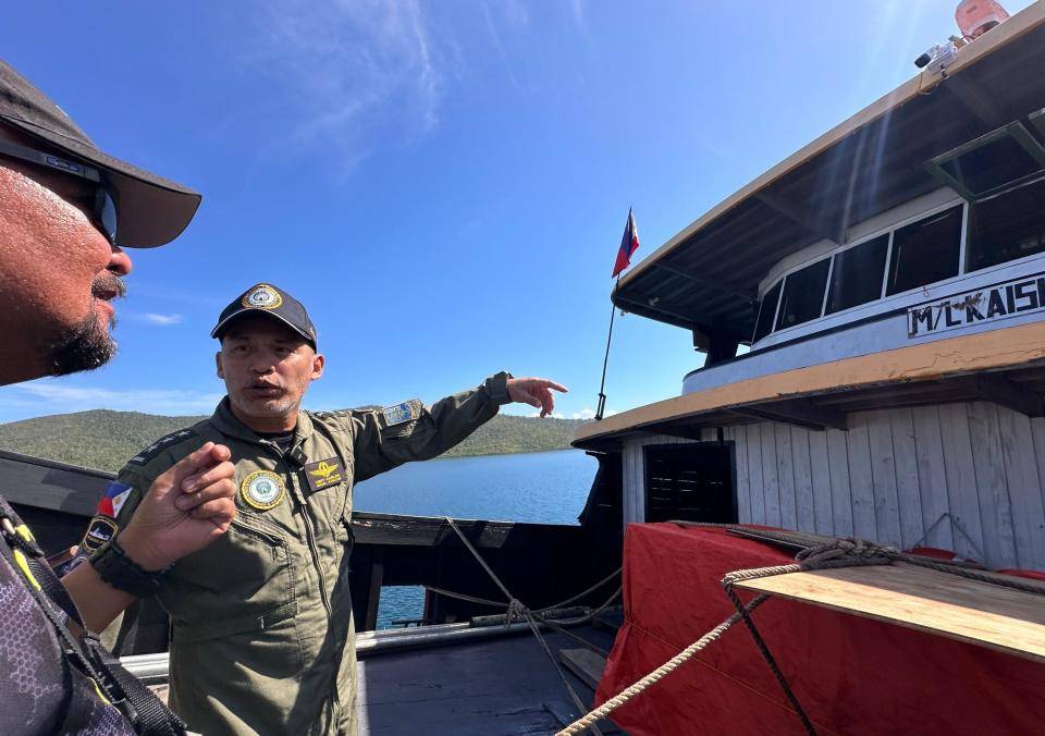 菲律宾海警扣船,7名中国船员被强扣!马科斯:菲将强力捍卫领土