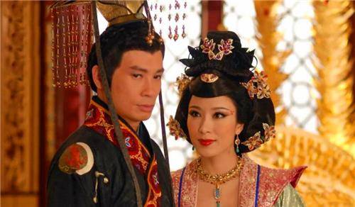 他是李世民最有心机的弟弟,装一辈子傻,却保住18个儿子荣华富贵