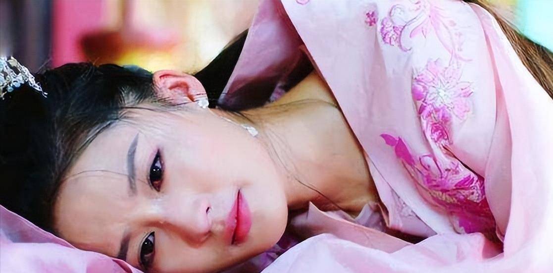 揭秘古代宫女真实生活状况:生如牲畜任人糟践,死后无葬身之地