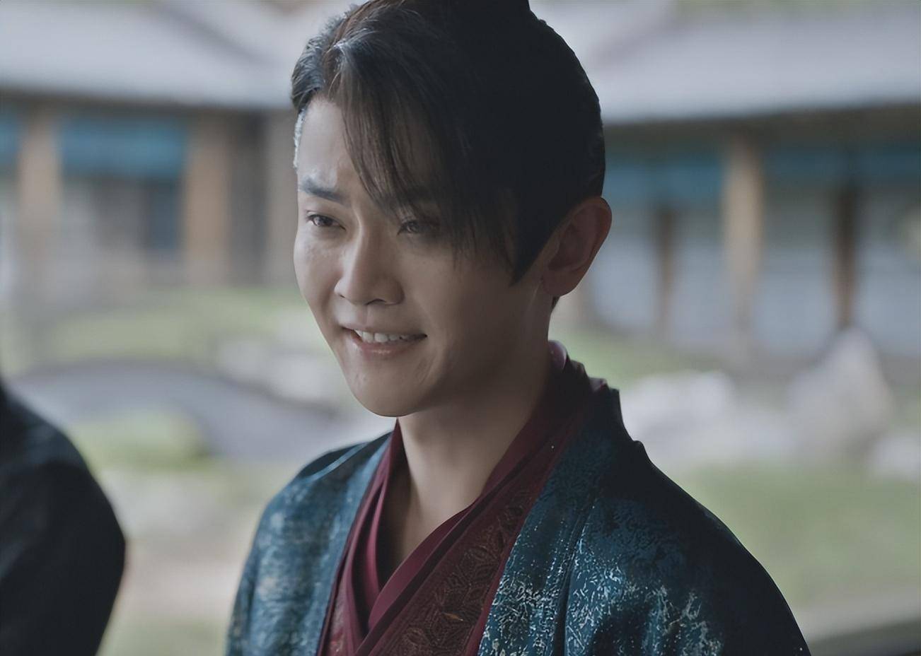 邪魅怪笑,表情狰狞,37岁刘端端出手,带来教科书式"疯癫演技"