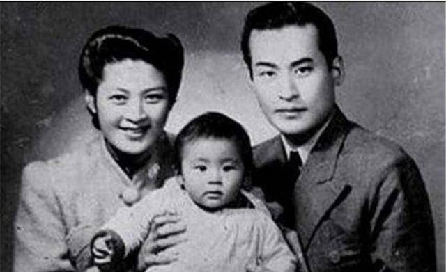 阮斐染上重病,医生让项堃准备后事,他得来偏方使妻子焕发容颜