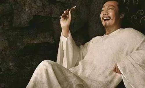 李白没有正式工作,却整天游山玩水,哪来的钱?路子广到让人眼红