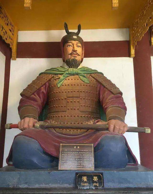 灌婴像再后来,周勃居功自傲冒犯了皇帝,从此一落千丈,灌婴却出将入相