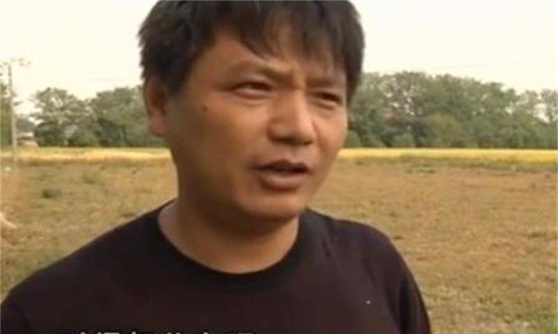 丈夫"死"后妻子改嫁,10年后亡夫突然现身:房子,老婆都是我的