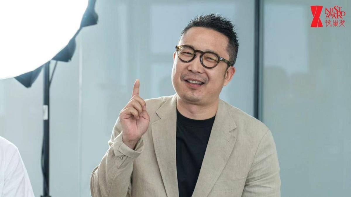 张志宽,一位70后的资深设计师,他以自己20年的家装行业经验,分享了对