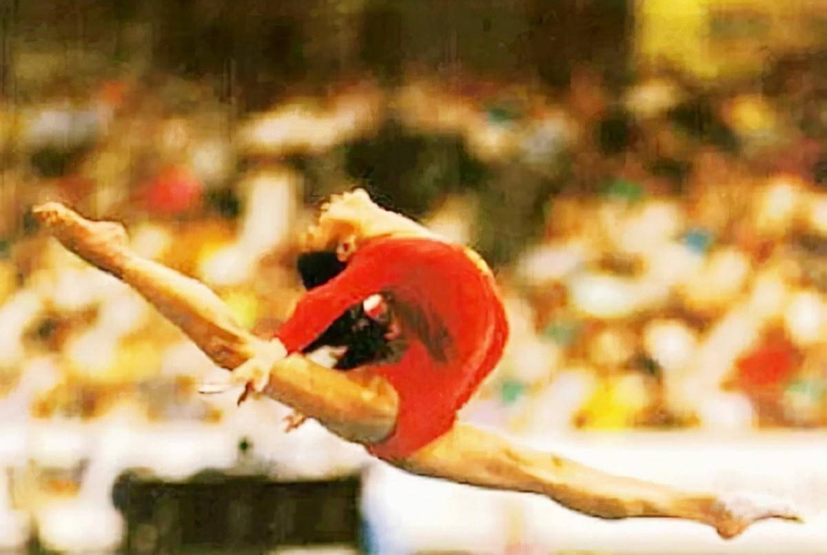 奥运冠军陆莉,18岁因为肝病退役,远嫁美国创业当老板_周小林_训练