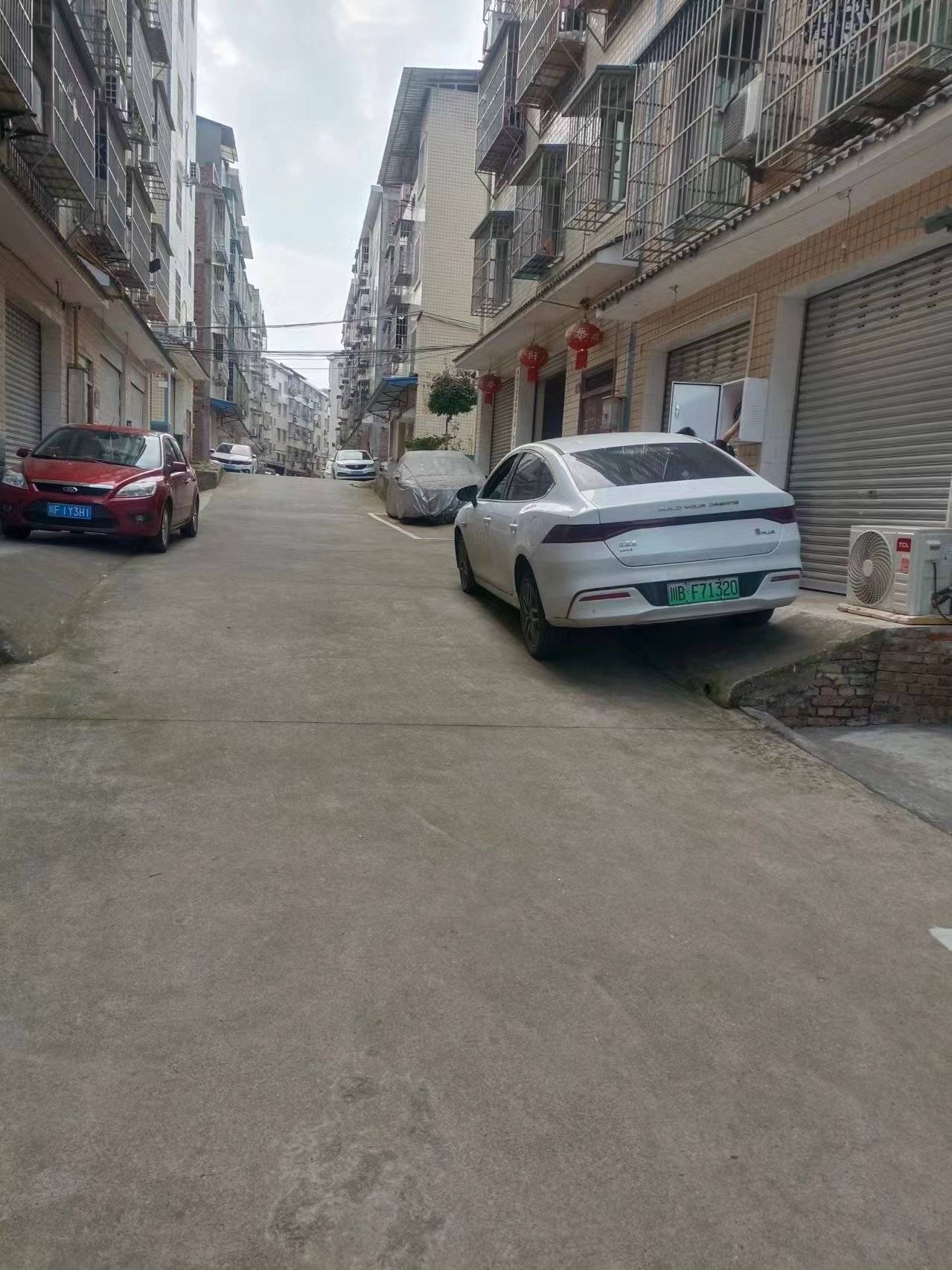 绵阳高新区:永兴镇龙潭小区不合理停车位?官方回应啦!
