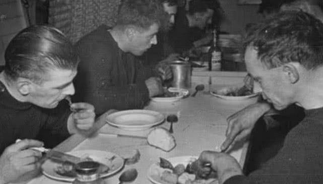 二战德国战地午餐图片