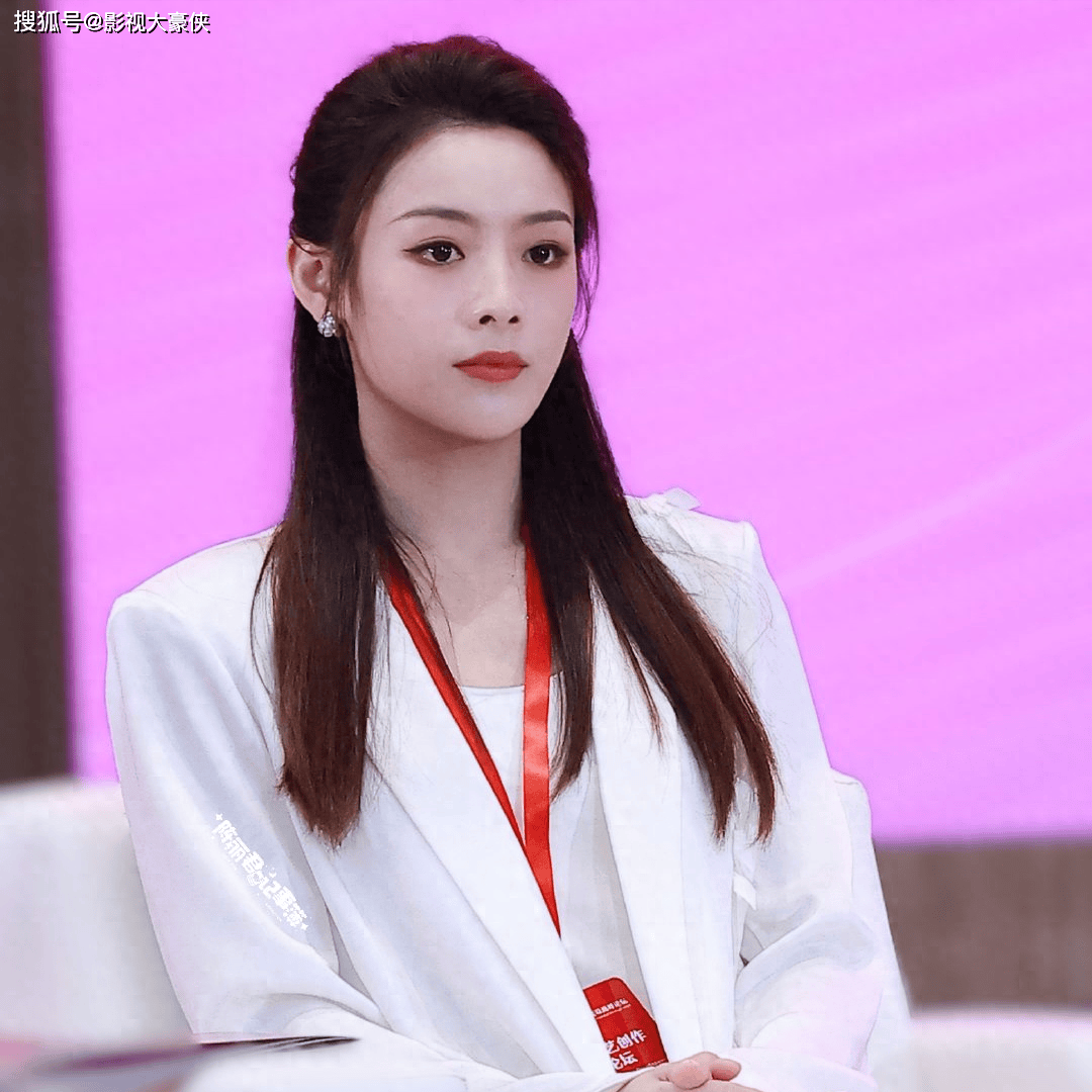 陈丽君:体制内偶像的时尚逆袭,越剧女神陈丽君,网友:爱了爱了
