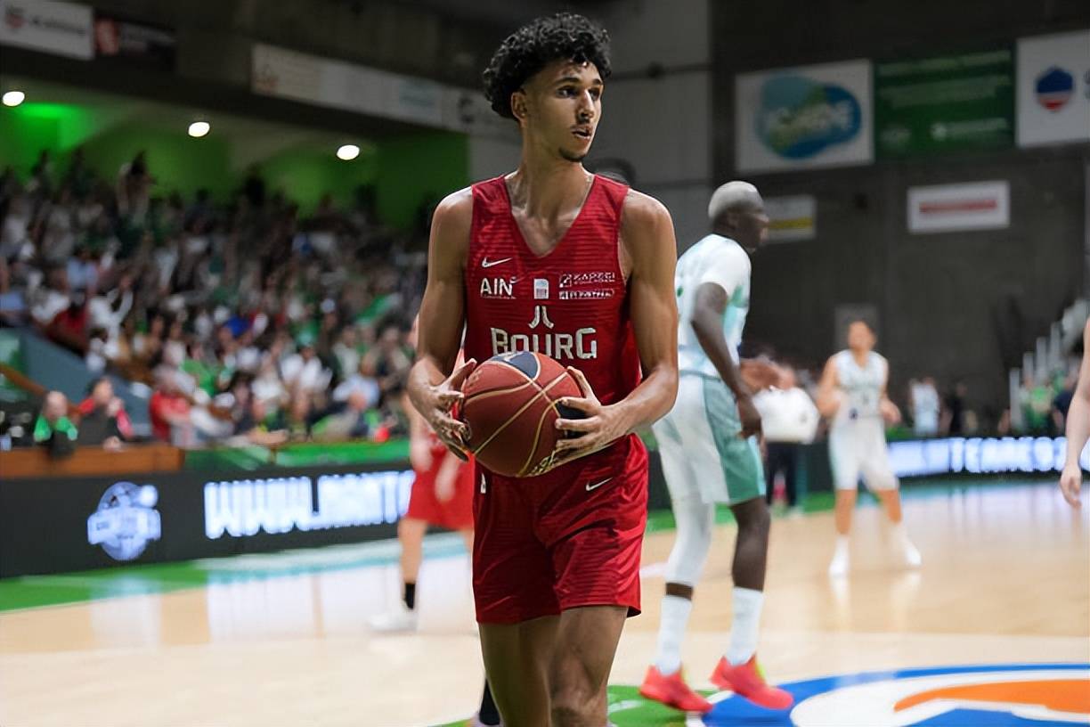 老鹰,奇才和火箭谁是法国锋线新星的下家呢?