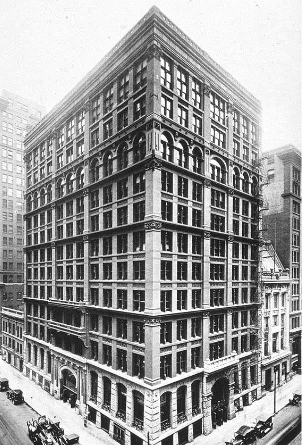 的故乡芝加哥是",因为有密歇根湖(北美五大湖之一)的风吹向芝加哥市区