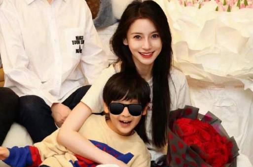 angelababy,请尊重孩子的童年