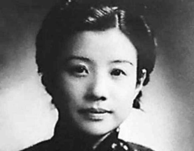 露兰春:24岁被迫嫁黄金荣,婚后出轨薛恒生七子,为何38岁早逝?