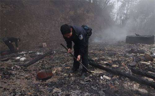 湖南34岁农民工,连杀13人烧毁6栋房屋,被捕后:我没有神经病