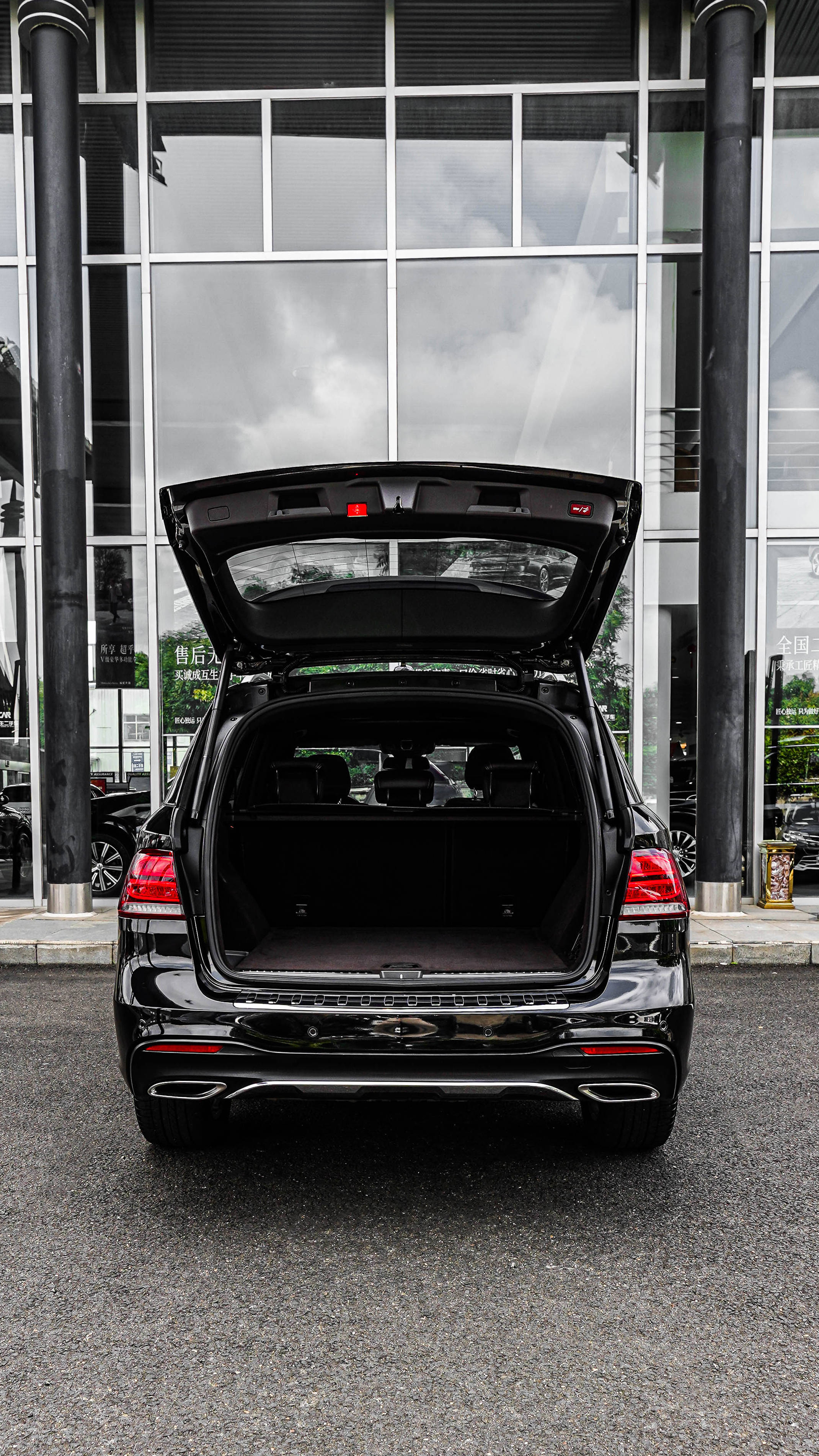 二手好车真不贵,30万出头开大奔!【奔驰 gle320 4matic 动感型】