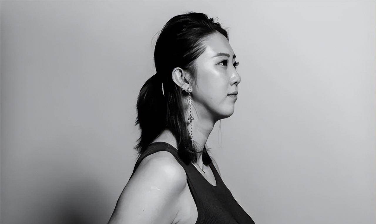 女排最美女神薛明!创国家队得分纪录,与央视导演离婚后至今单身