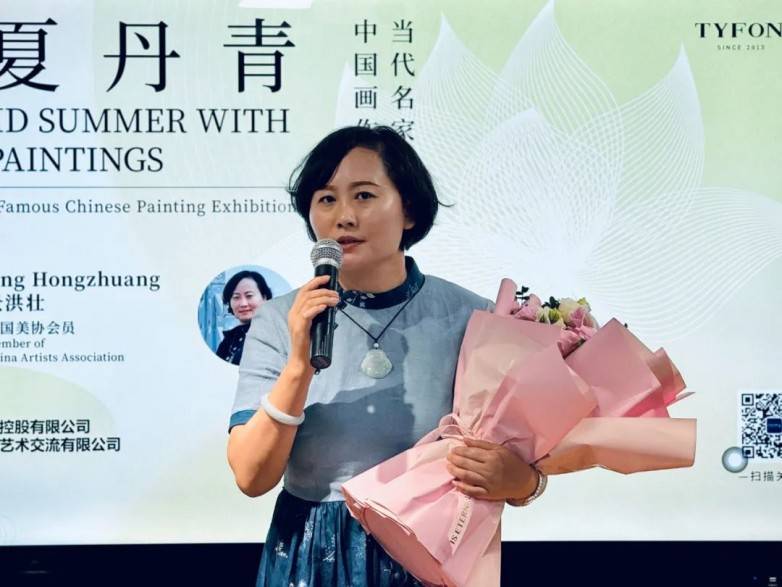 艺术家景洪壮现场交流展览展出了景洪壮,李艳的国画作品,其中包含