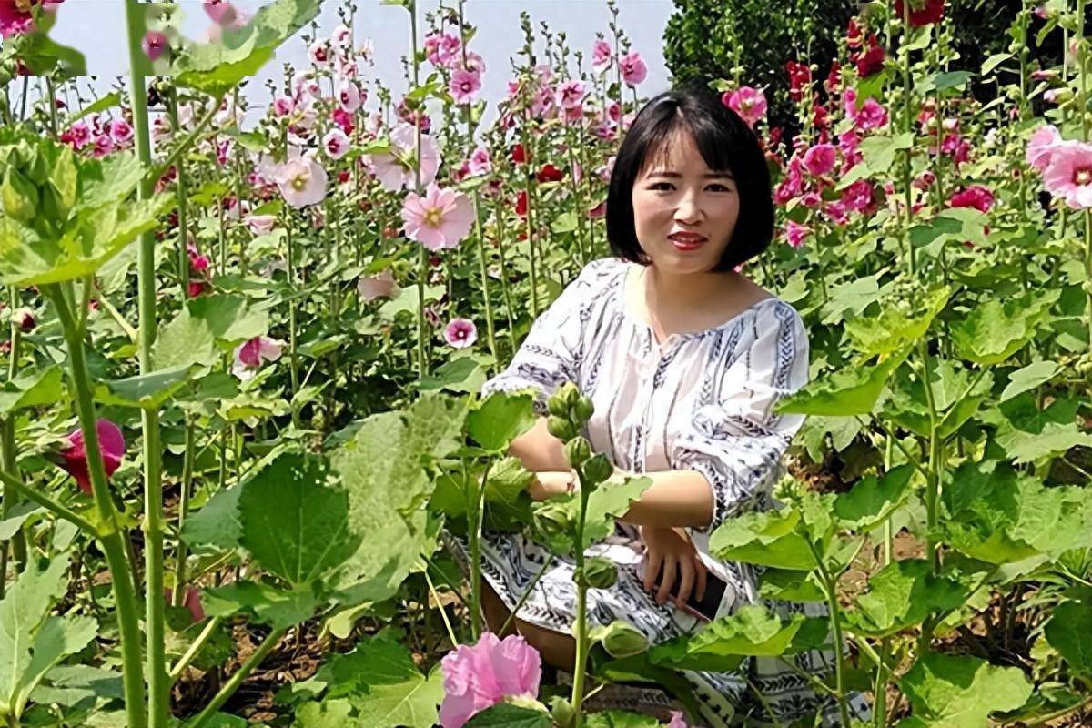 中年女人风景照片图片