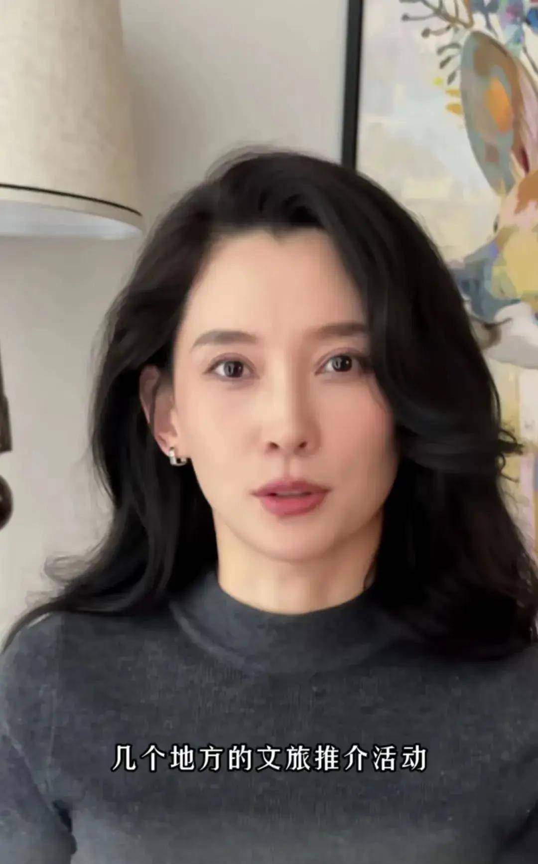 曝森林北在新疆受欢迎,外出吃饭颜值高被人围观,还有人排队送礼