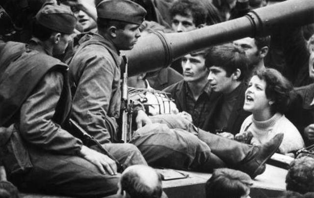 两德统一后,17万精锐东德人民军,最终结局如何?一切都是必然