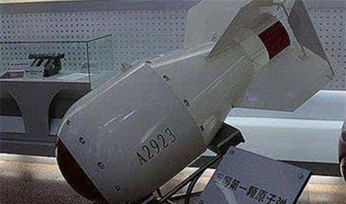 中国窃取情报,机关算尽,却没想到栽在2只老鼠身上_乔治·瓦特_原子弹