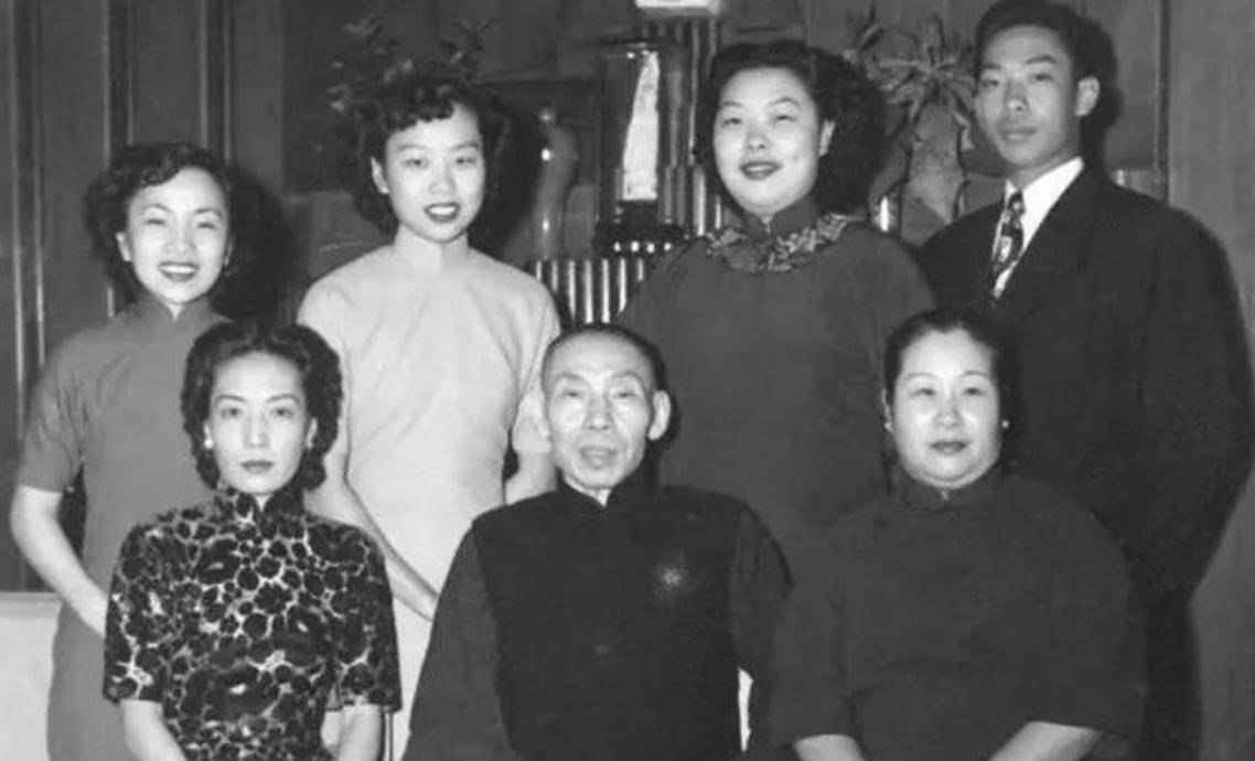 军阀出手有多豪,为捧红一个女人,看傻儿师长范绍增花了多少钱