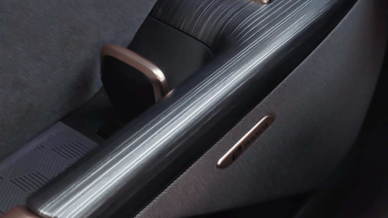 平替理想l8,东风奕派eπ008成新晋卷王!