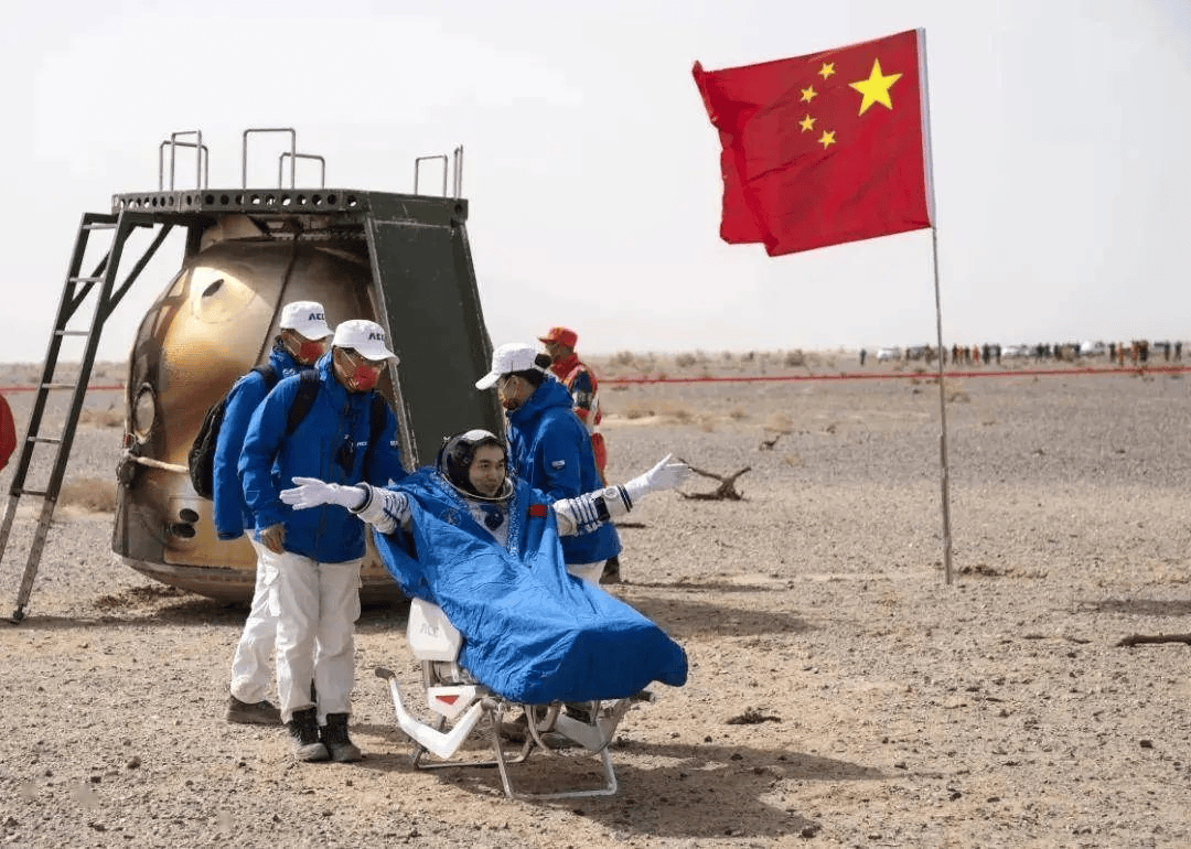 中国空间站或出现全女性乘组?香港女警成航天员,能量餐相伴飞天