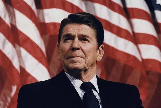 1986年的一场战争,黄金峡谷行动,美国18分钟打垮利比亚!
