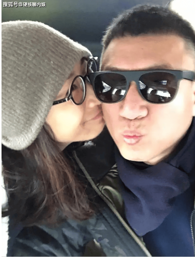 网友偶遇孙红雷夫妇米兰定制家具,39岁王骏迪身材苗条,气质优雅