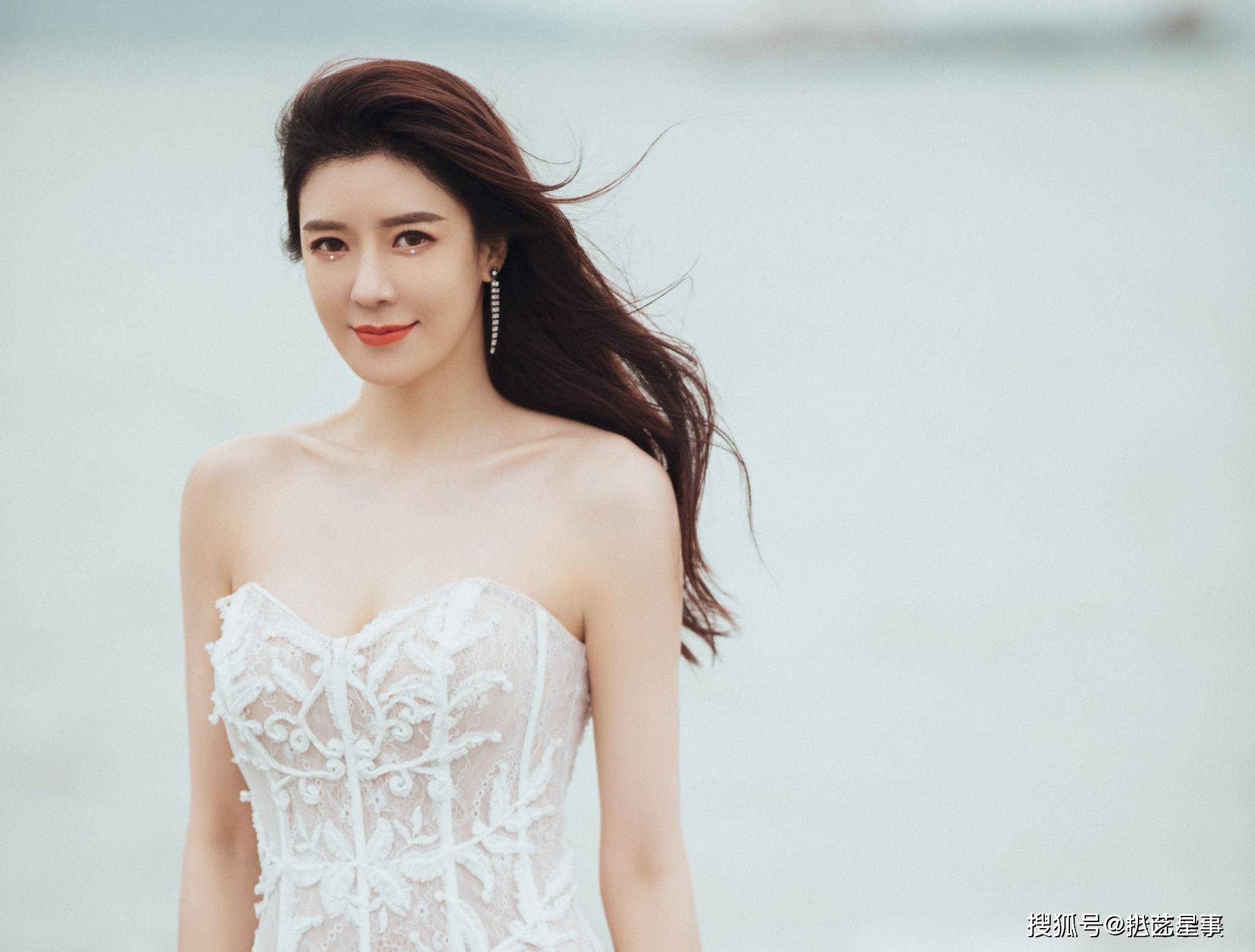 初代女神,周韦彤无与伦比的颜值,美丽魔力和.