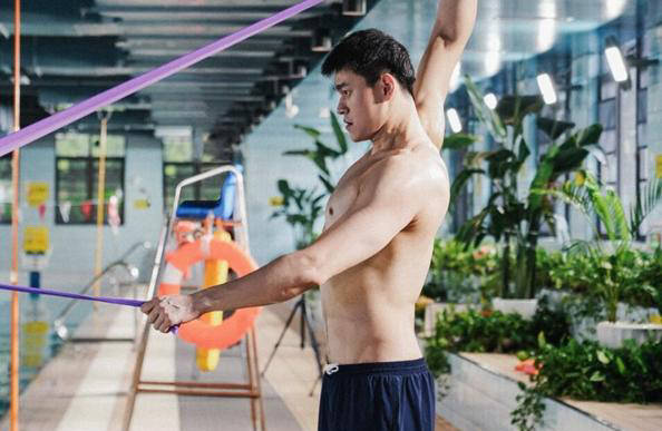 原创            孙杨禁赛期结束，备战复出首秀！登顶热搜第一-孙杨禁赛至几几年