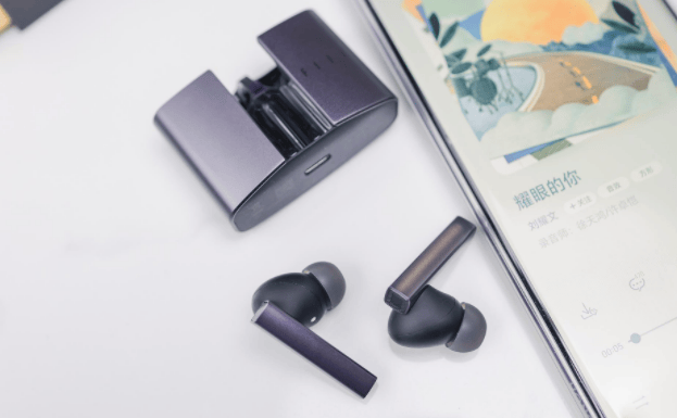 适合学生党的蓝牙耳机有哪些?盘点四大性价比蓝牙耳机品牌